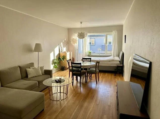Lejlighed Spacious & Cosy - Ideal Location Majorstuen
