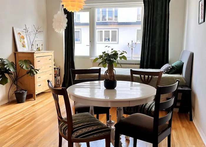 Lejlighed Spacious & Cosy - Ideal Location Majorstuen